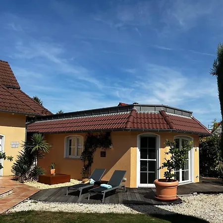 Saras Weinchalet