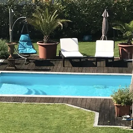 Saras Weinchalet * Guntersblum