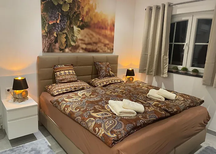 Saras Weinchalet Guntersblum