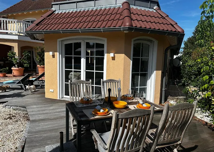 Saras Weinchalet Casa de Férias